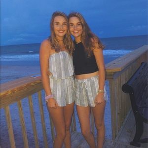 Meet your Posher, Chloe